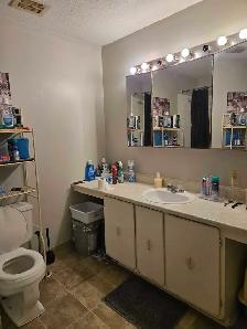 Room for Rent - Photo 6