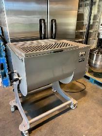 NELLA COMMERCIAL MEAT MIXER 265/LB CAPACITY - Photo 4