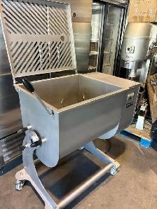 NELLA COMMERCIAL MEAT MIXER 265/LB CAPACITY - Photo 8