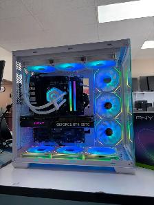 4K Gaming Beast: Ryzen 7 7800X3D   RTX 5070 - Photo 2
