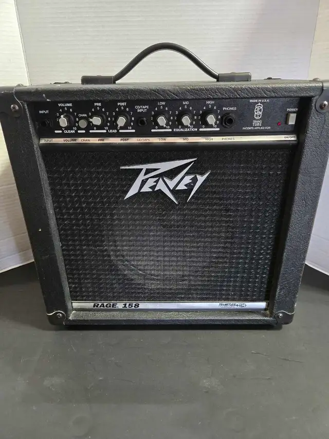 PEAVEY Rage 158 Guitar Amp