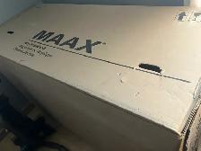 Soaking bathtub, brand new! - Photo 2