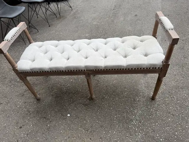 French Provincial Tufted Bench