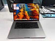 Like-New MacBook Pro M1 Pro CPU w/ 32GB RAM/512G