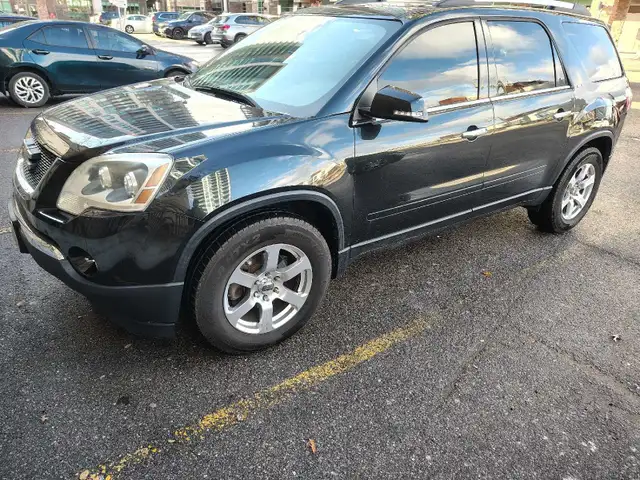 2010 GMC Acadia suv