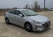 2020 Hyundai Elantra SE - Photo 2