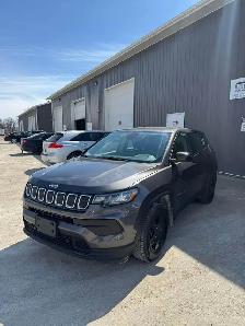 2022 Jeep Compass Sport - Photo 2