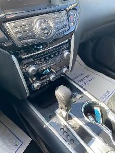 2018 Nissan Pathfinder SV Tech - Photo 12