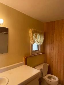 Student Room for Rent – Only $300/Month - Photo 3