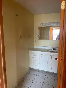 Student Room for Rent – Only $300/Month - Photo 6