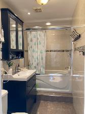 A privat room for rent, close to metro Lasalle - Photo 3