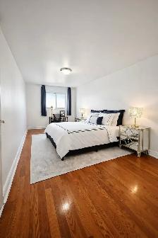 Room for rent in Scarborough (Warden & Finch) - Photo 2