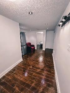 Basement with separate entrance for rent in Scarborough