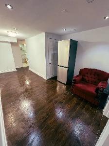 Basement with separate entrance for rent in Scarborough - Photo 2