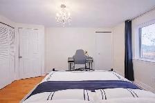 Master bedroom with attached bathroom for rent - Photo 2