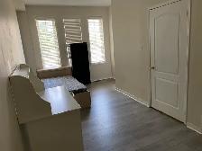York University village room for rent - Photo 2