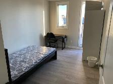 York University village room for rent - Photo 10