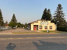Main Street, high visibility with yard.
