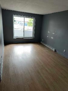 Logement 5 1/2 demi sous-sol Longueuil - Photo 2