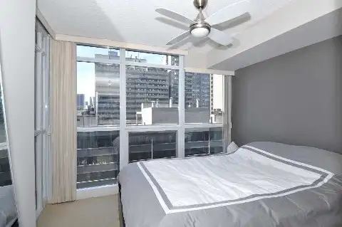 Room for rent near TMU