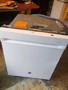 Brand new GE dishwasher $300 obo