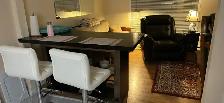 Beautiful 2 bedroom condominium unit available at Main Beach! - Photo 2