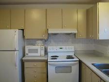 Master Bedroom Side by Side Parking — Ideal for CU/AC Students - Photo 3