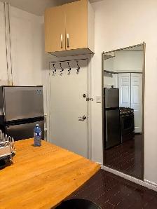 Downtown Toronto, $1,050 per month, available September 1. - Photo 4