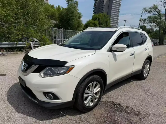 2015 Nissan Rogue SV FWD