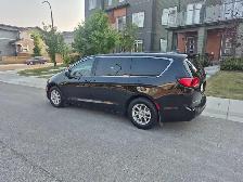 CHRYSLER GRAND CARAVAN SXT 2025 - Photo 7