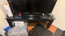 50 inch Samsung LED TV for sale with TV stand - Photo 3