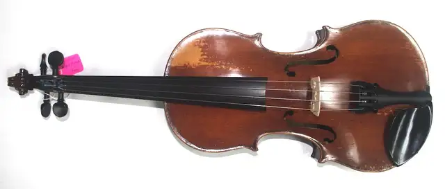4/4 unbranded violin of better quality