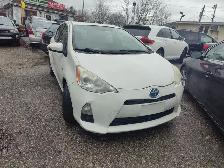 2012 TOYOTA Prius C LOW PRICE & LOW KM
