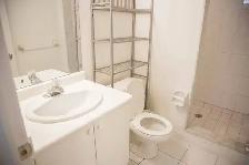 A Room for Rent - Photo 2