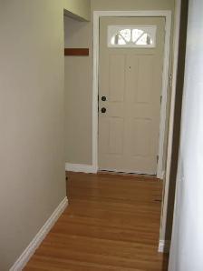 House for Rent on Clarence Ave South 3 Bedroom Main Floor - Photo 3