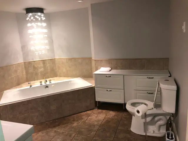 Room rent near Algonquin college(Walking distance, Female only)