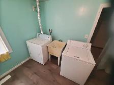 East Side house (main & upper lvl) 3bd & 2bth at 2694 Lloyd Grg - Photo 6
