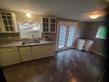 East Side house (main & upper lvl) 3bd & 2bth at 2694 Lloyd Grg - Photo 9