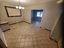 East Side house (main & upper lvl) 3bd & 2bth at 2694 Lloyd Grg - Photo 10