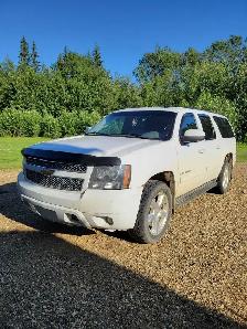 2012 chevy suburban 1500 lt