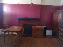 Male 50  Only, Quiet All INCLUSIVE - 1 x room Downtown Kingston - Photo 3