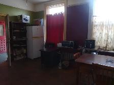 Male 50  Only, Quiet All INCLUSIVE - 1 x room Downtown Kingston - Photo 6