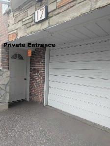2-Bedroom Walkout Basement Apartment - All-Inclusive & Private - Photo 3