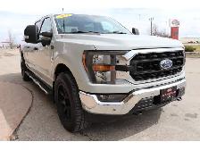 2023 Ford F-150 XLT PREM 3.5L ECO-BOOST 4X4, LOADED/BUCKETS, CLE - Photo 9