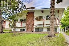 Full Duplex for Sale (Side by side) in Varsity Area