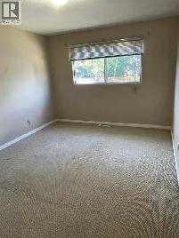 Full Duplex for Sale (Side by side) in Varsity Area - Photo 4
