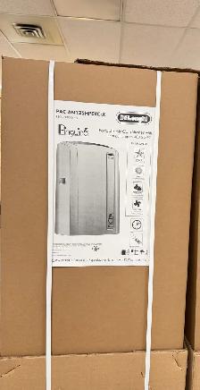 De'Longhi 3-in-1 Portable Air Conditioner - Photo 2