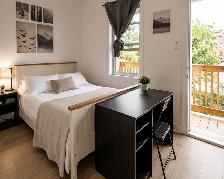 Bright Furnished Rooms | Metro Frontenac | August 1 | From $850 - Photo 3