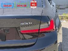 2019 BMW 3 Series //M PKG | BMW SERVICED | PANO | LOADED - Photo 9