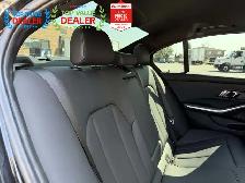 2019 BMW 3 Series //M PKG | BMW SERVICED | PANO | LOADED - Photo 33